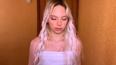 IngridKoehn webcam model stream image