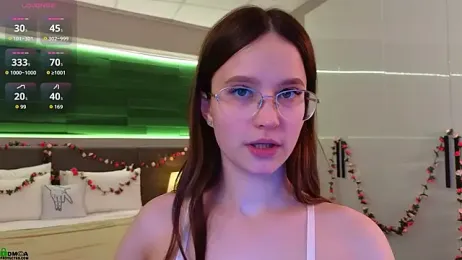 Rina_Red webcam model stream image