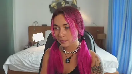 Sarah_Pink webcam stripchat model stream image