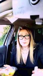 Lalalovehot2 webcam cam4 model stream image