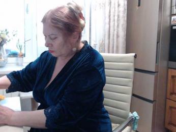 MonaMonako webcam model stream image