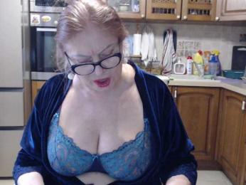 MonaMonako webcam model stream image