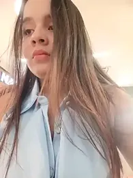 Julieth_hot-69 webcam model stream image