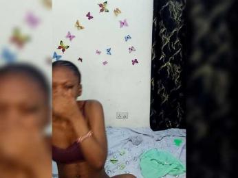 Ebbonyrakael webcam model stream image