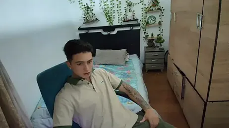 santii_ss webcam model stream image