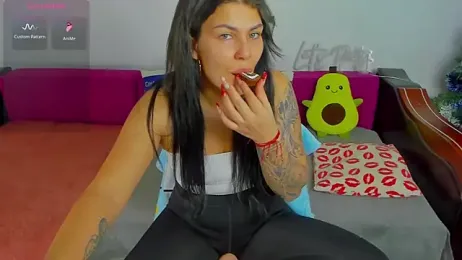 MiaKiittyy webcam model stream image