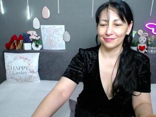 Lilu Bitter webcam model stream image