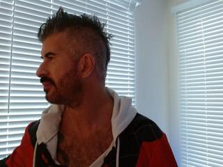 Killian & Crew webcam model stream image