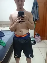 Suamulherfeliz webcam model stream image