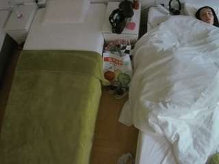 voyeurcam-julmodels-bed-5 webcam model stream image