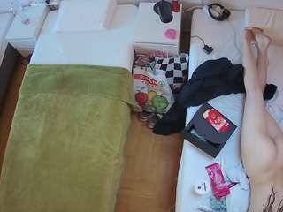 voyeurcam-julmodels-bed-5 webcam model stream image