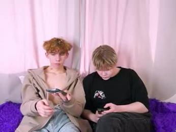 mark_brain webcam model stream image