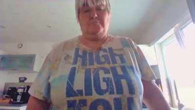 lunaria webcam model stream image