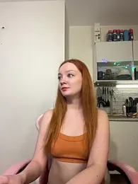 Radiants_two webcam model stream image