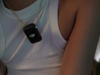 littlemiss_kira webcam chaturbate model stream image