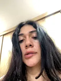 LaanaCooper webcam model stream image