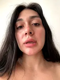 LaanaCooper webcam model stream image