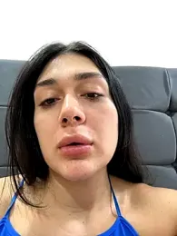 LaanaCooper webcam model stream image