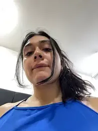 LaanaCooper webcam model stream image