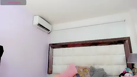 party_star_ts webcam stripchat model stream image