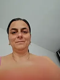 IsabelleCraft webcam model stream image