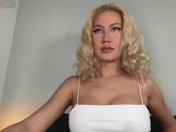 outlust webcam model stream image