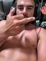 Leeeek23 webcam model stream image