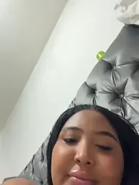 DaniXxx1 webcam stripchat model stream image