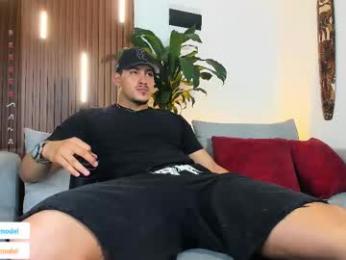 lucasanto_ webcam model stream image