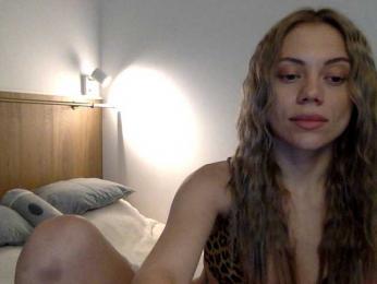 krazyBitch webcam model stream image