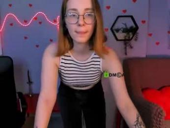 evalora_vei webcam model stream image
