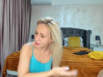 nicepussyfuckk18 webcam model stream image