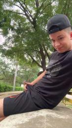 Outdoorsd webcam model stream image