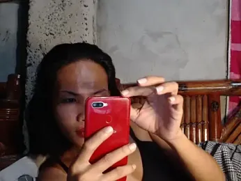 yourlovelymoreal webcam model stream image