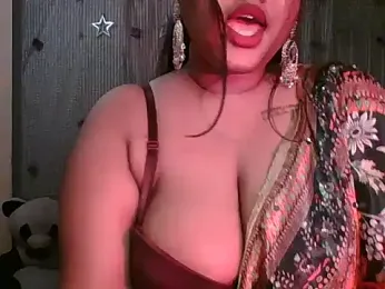 kiara-11 webcam model stream image