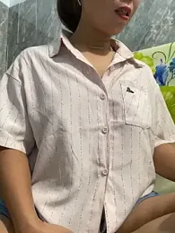 Linaannn webcam model stream image