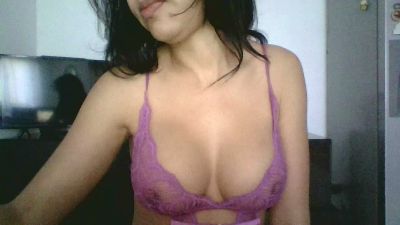 Saraaa96 webcam cam4 model stream image