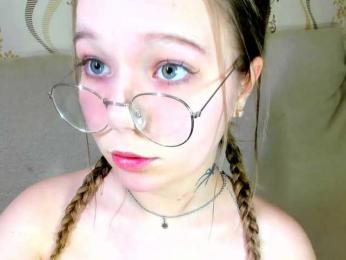 MelMooon webcam model stream image