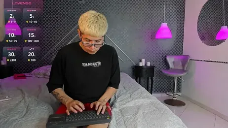 Evie_demn webcam stripchat model stream image