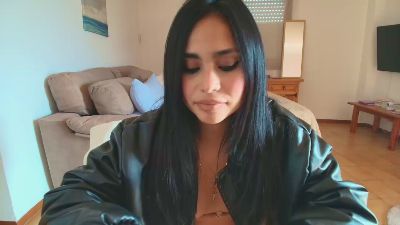 Alishafoxxx webcam cam4 model stream image