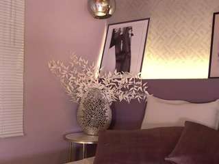 ellediane webcam model stream image