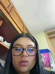 alissonfernandez_ webcam model stream image