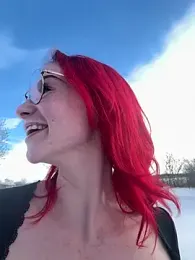 AlinaWinter webcam model stream image