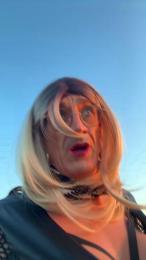 Maurynetrv webcam model stream image