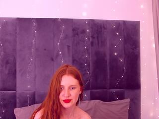 Sara Maya webcam model stream image