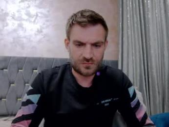 10in_deluxe webcam chaturbate model stream image