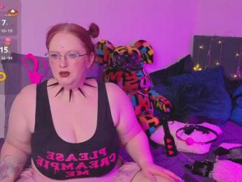 MilanaSkyingg webcam model stream image