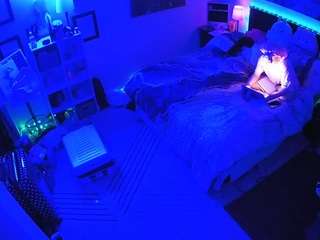 voyeurcam-hornyhostel-01 webcam model stream image