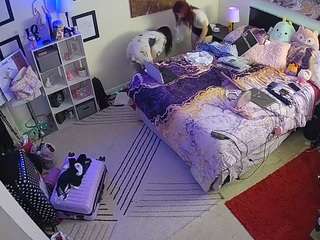 voyeurcam-hornyhostel-01 webcam model stream image