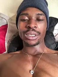 eyoItsRiley webcam model stream image